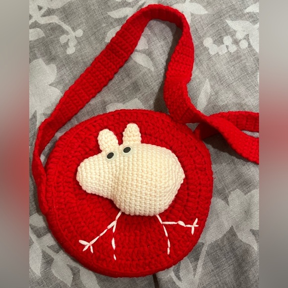 Red Crochet Kids Bag with Cute Character - Picture 1 of 8